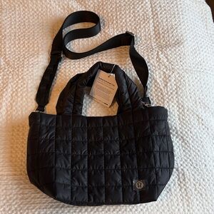NWT lululemon athletica Quilted Grid Small Tote Crossbody Bag Black